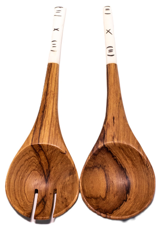 Kort salatbestik i oliventræ 1