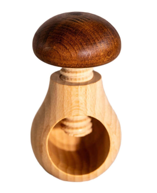 Nøddeknækker i egetræ